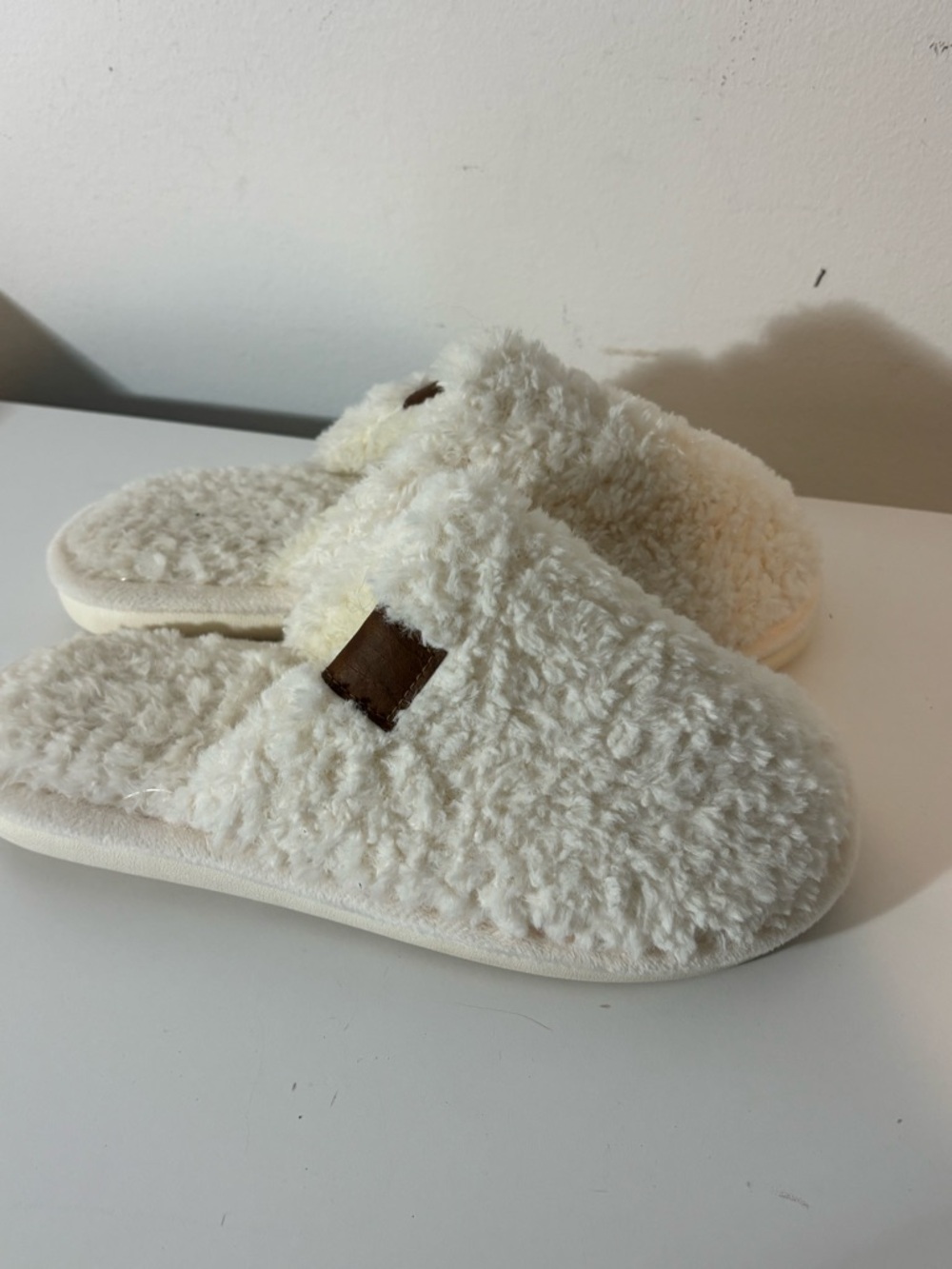 Women Size 38-39 Cozy Plush Cream Sherpa Slippers Longe Casual Comfy Relax